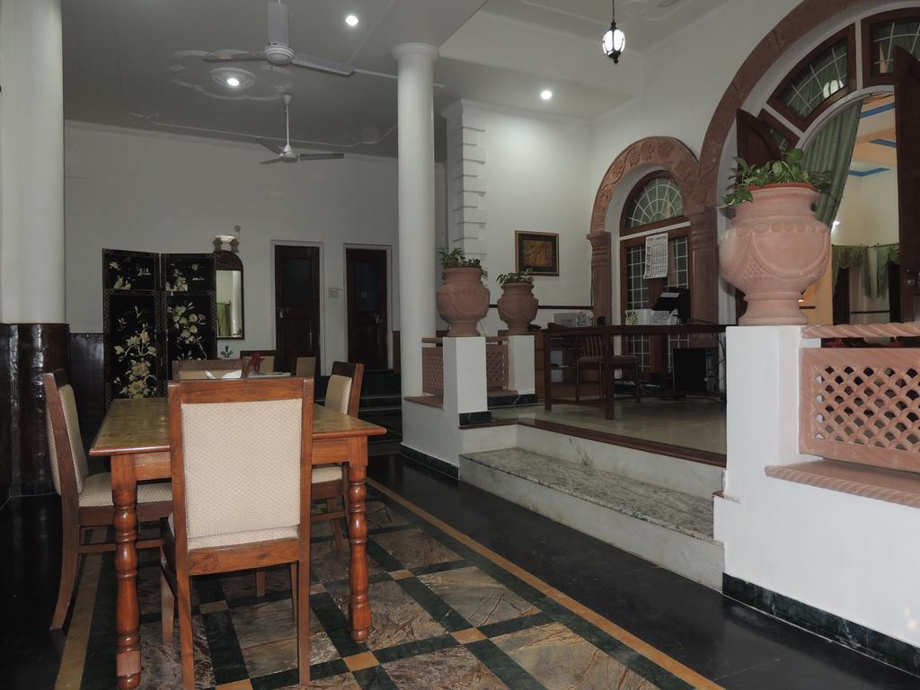 Kunjpur Guest House Allāhābād Junction エクステリア 写真
